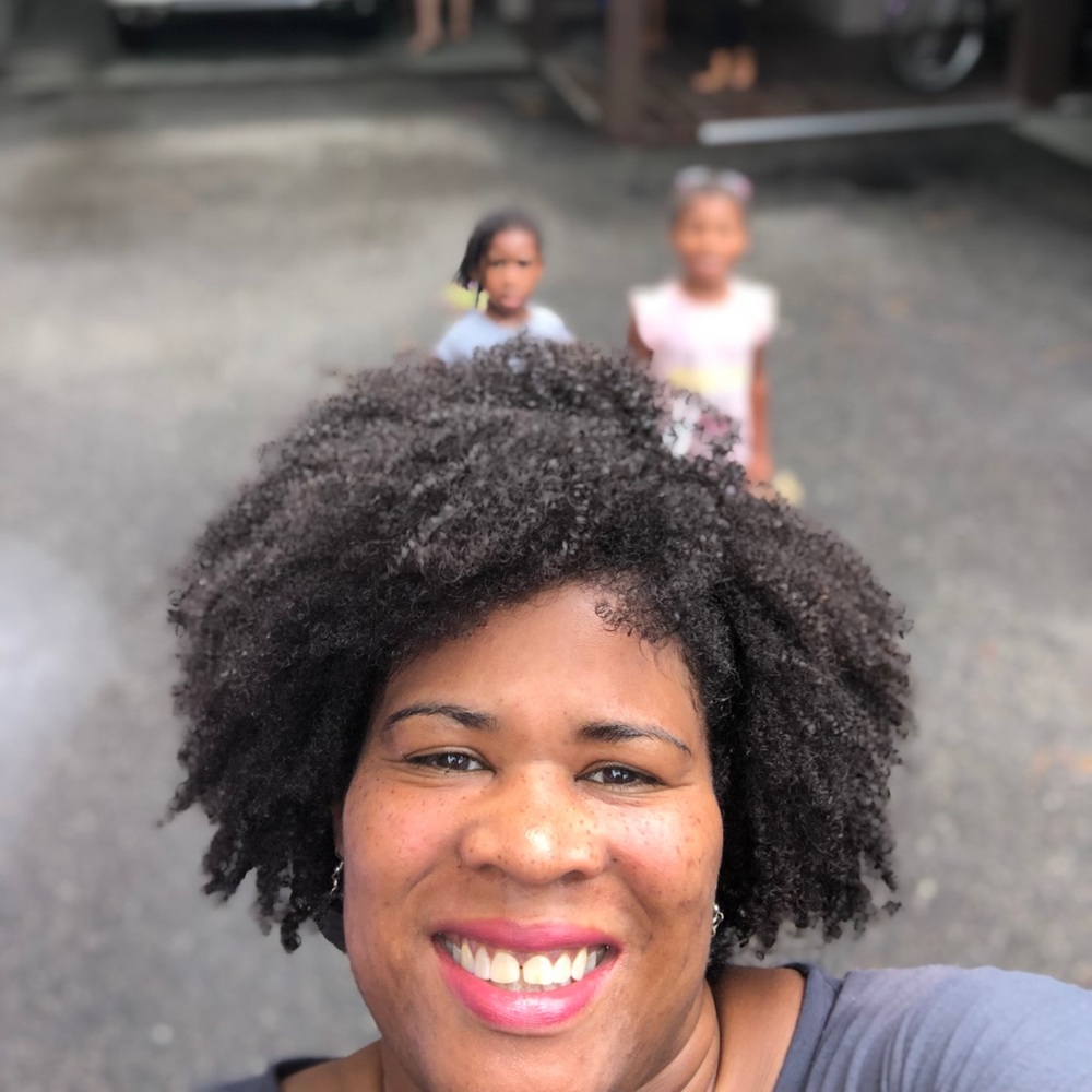 Meet your Posher, Nicole